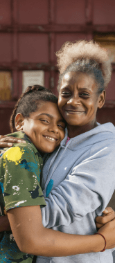 Tyleeq and Belinda hugging