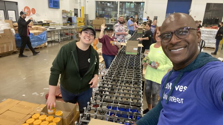3M volunteers