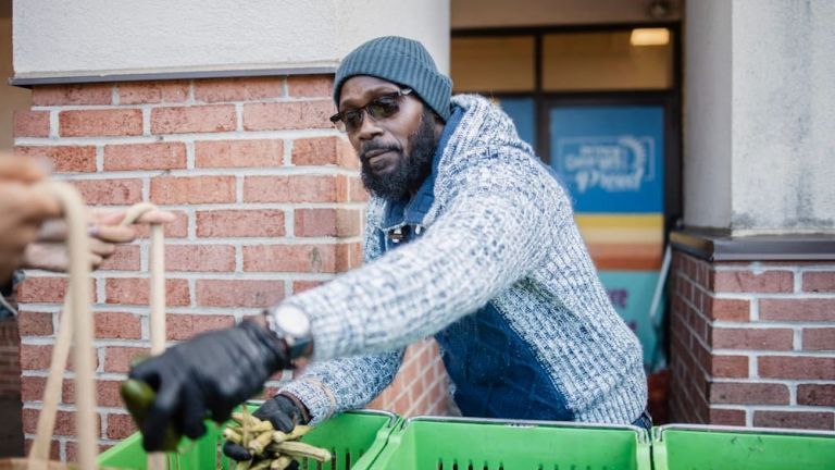Kesu distributing food to furloughed federal workers in Maryland.